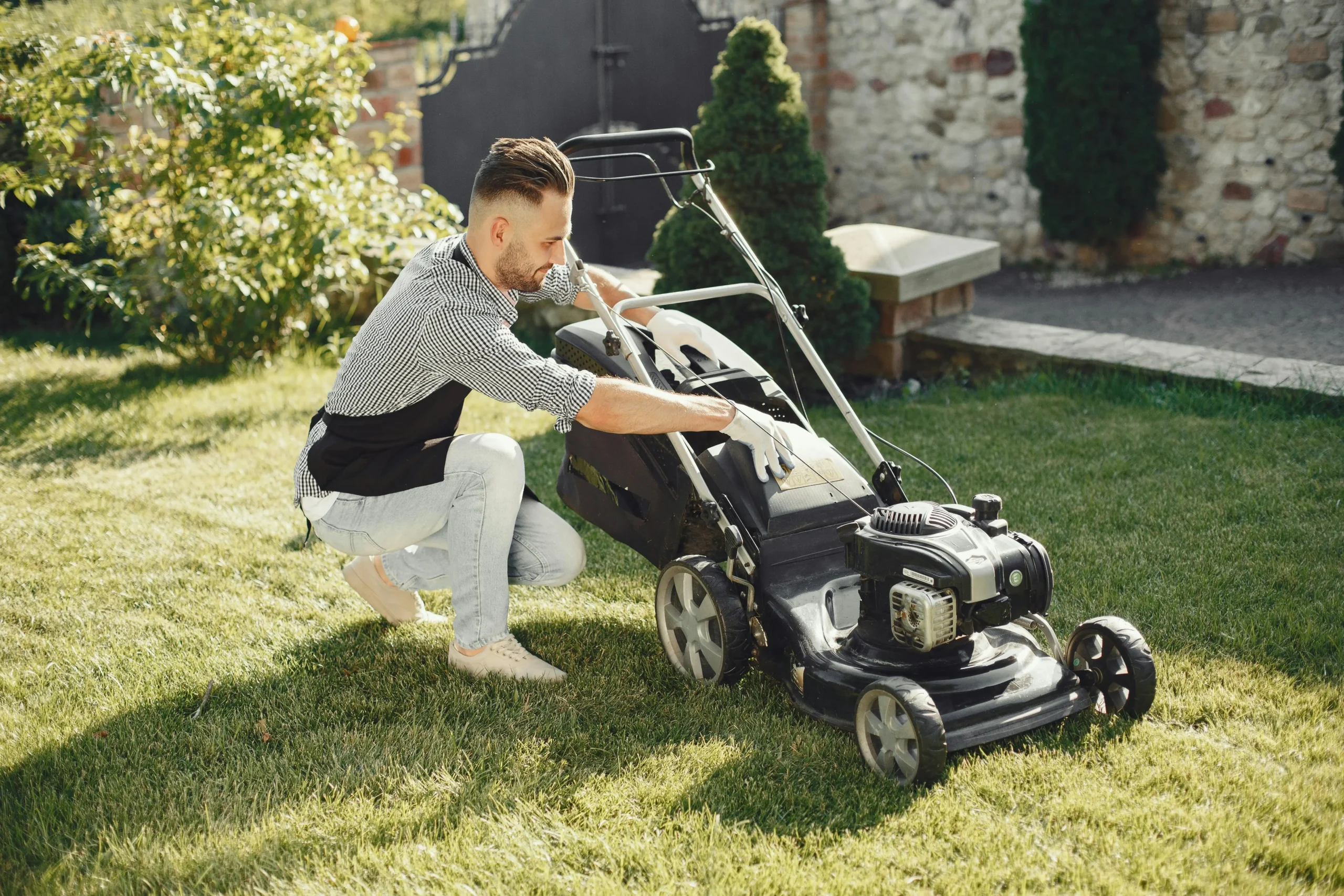 Unlocking Your Healthier Yard: A No-Nonsense Guide to Mow Your Lawn Like a Pro